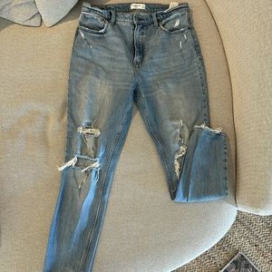 SOLD Abercrombie skinny HR